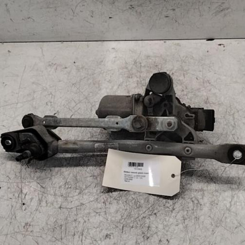 Moteur essuie glace avant PEUGEOT 107 Moteur essuie glace avant PEUGEOT 107