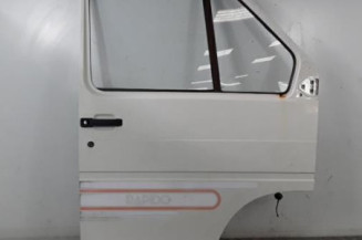 Porte avant droit RENAULT TRAFIC 1 Photo n°1