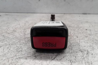 Attache ceinture avant gauche NISSAN ALMERA TINO Photo n°3