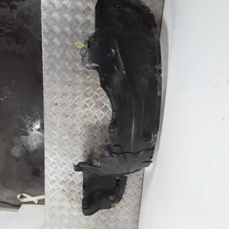 Pare boue avant gauche NISSAN ALMERA TINO