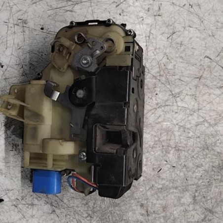 Serrure avant droit SKODA FABIA 1
