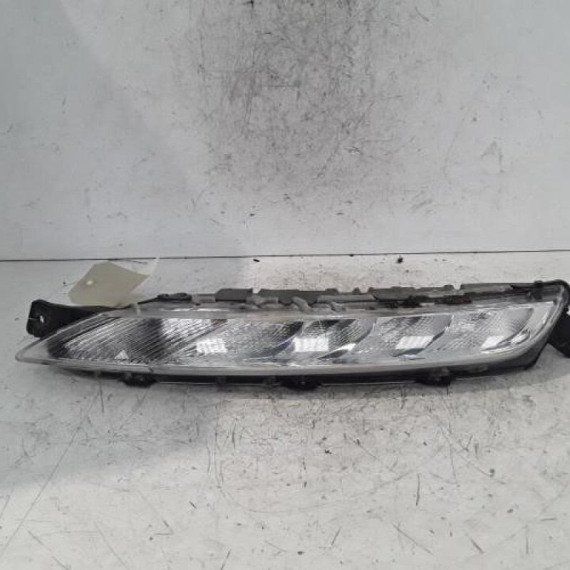 Feu diurne avant droit CITROEN C4 GRAND PICASSO 2 Feu diurne avant droit CITROEN C4 GRAND PICASSO 2