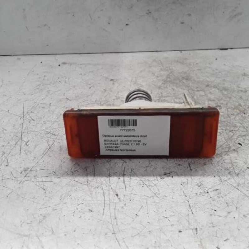Optique avant secondaire droit (feux)(clignotant) RENAULT EXPRESS