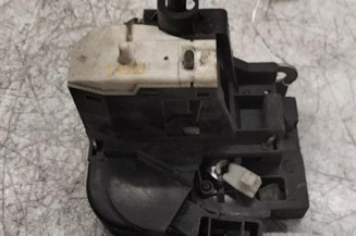 Serrure avant droit RENAULT CLIO 2
