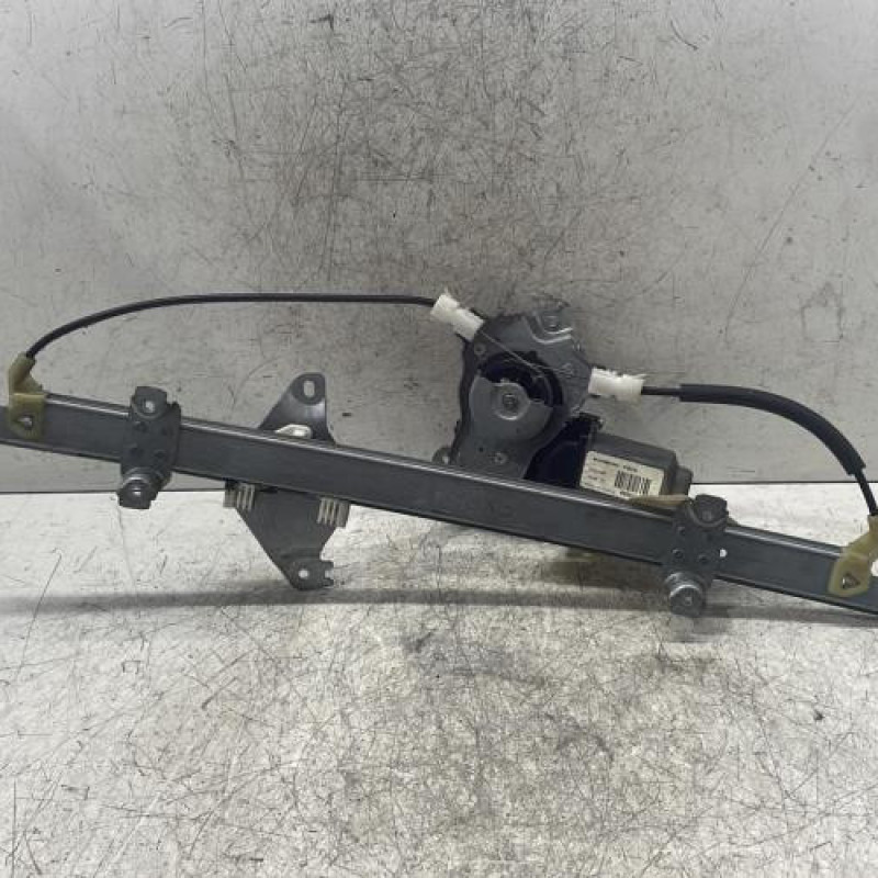 Leve vitre electrique avant droit NISSAN NOTE 1