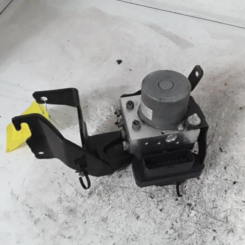 Bloc ABS (freins anti-blocage) CITROEN C3 3 Bloc ABS (freins anti-blocage) CITROEN C3 3