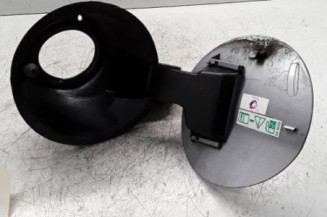 Trappe d'essence PEUGEOT 2008 1