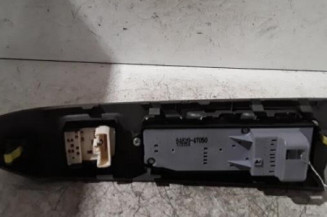 Interrupteur de leve vitre avant gauche TOYOTA PRIUS 2