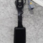 Attache ceinture avant gauche PEUGEOT 208 1
