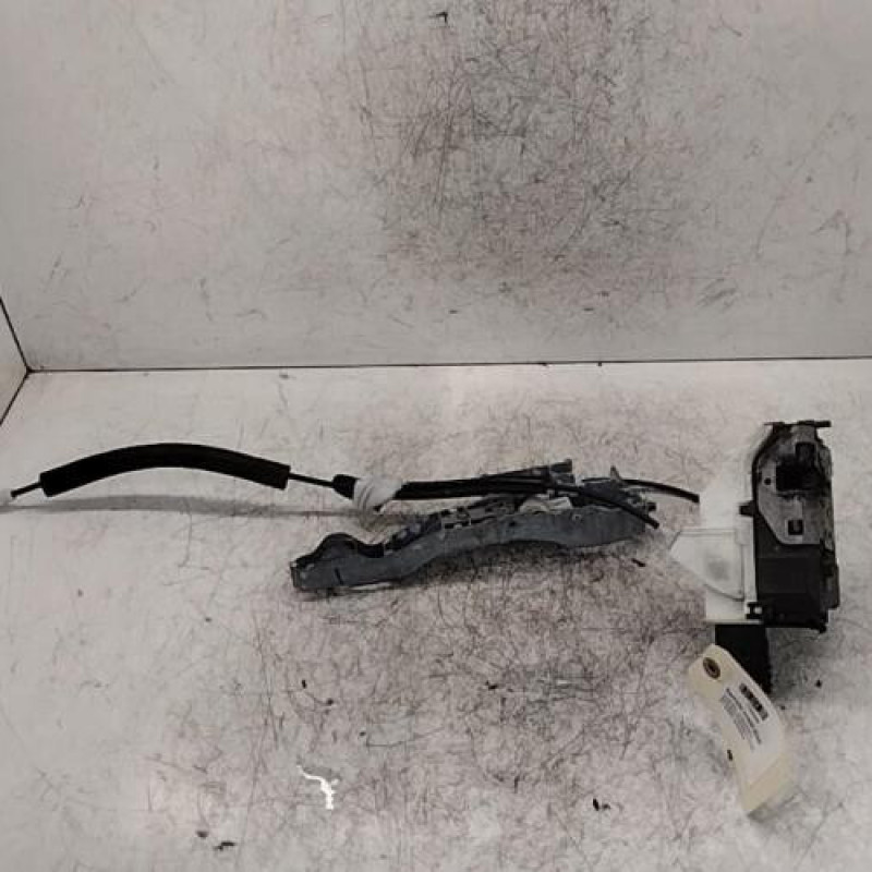 Serrure avant droit CITROEN BERLINGO 2