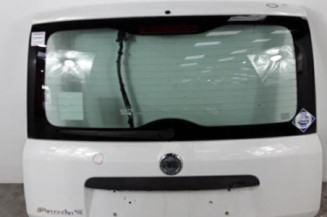 Malle/Hayon arriere FIAT PANDA 2 Photo n°1