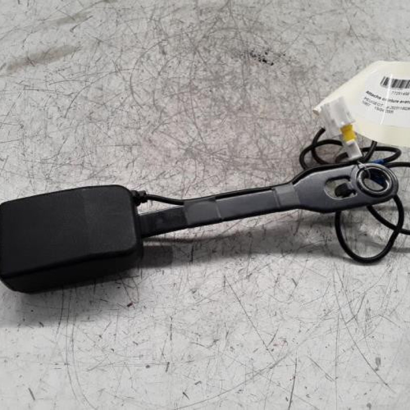 Attache ceinture avant droit PEUGEOT 1007