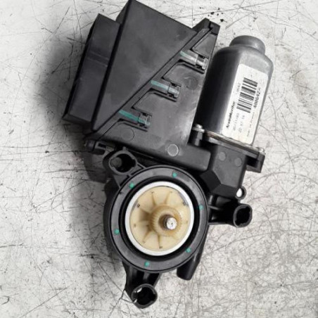 Leve vitre electrique avant droit VOLKSWAGEN POLO 4 Photo n°1