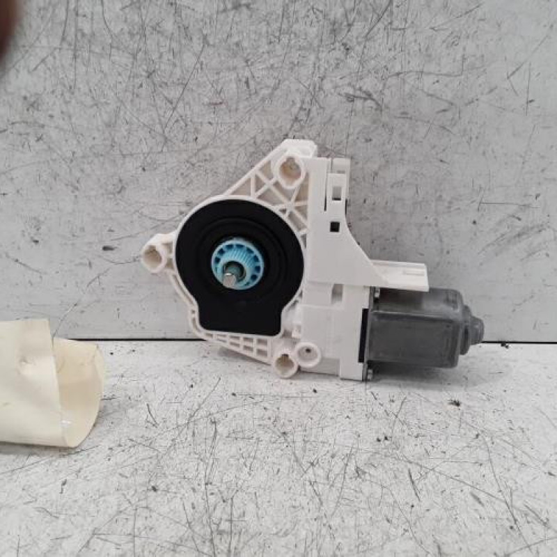 Moteur leve vitre arriere droit AUDI Q3 1