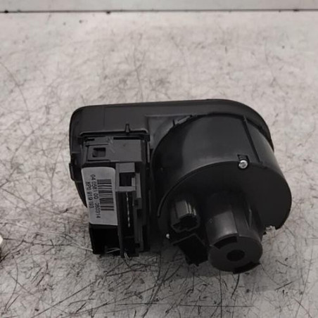 Commodo phare AUDI Q3 1