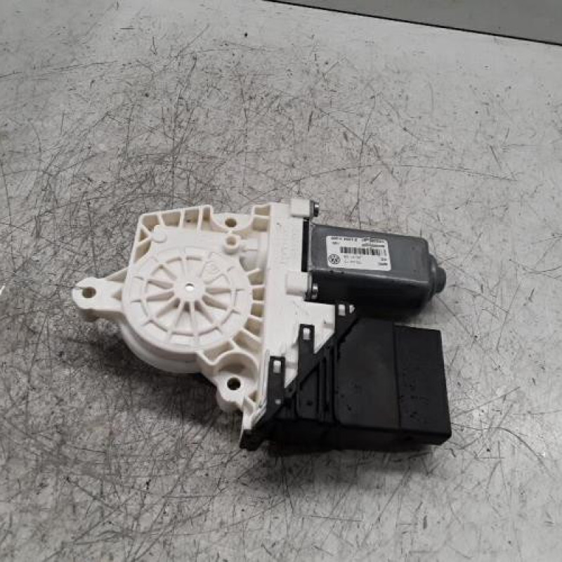 Moteur leve vitre arriere gauche VOLKSWAGEN TIGUAN 1