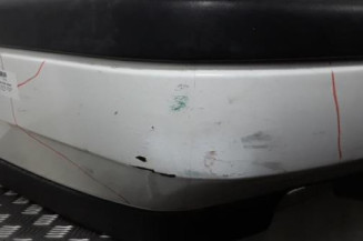 Pare choc arriere VOLKSWAGEN VENTO Photo n°5