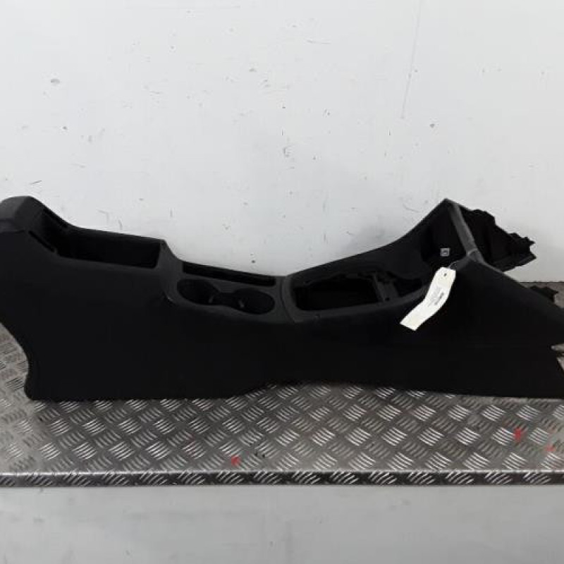 Console central (interieur plastique) AUDI Q3 1