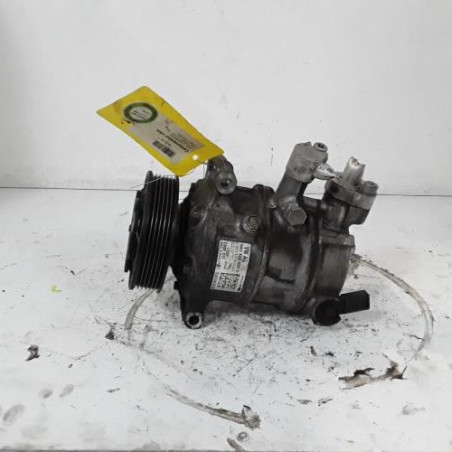 Compresseur clim AUDI Q3 1 Photo n°1
