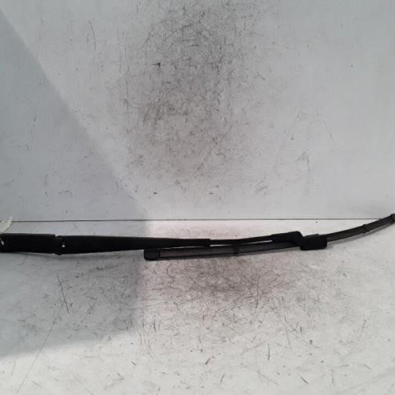 Bras essuie glace avant gauche VOLKSWAGEN TIGUAN 1