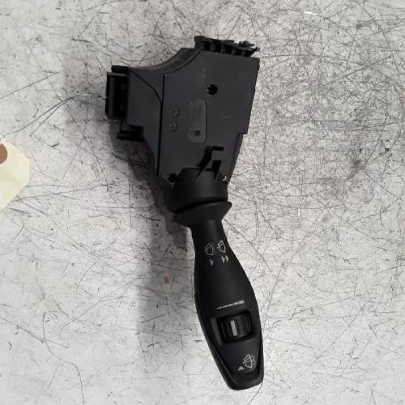Commodo d'essuie glaces FORD FIESTA 6 Commodo d'essuie glaces FORD FIESTA 6