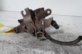Etrier arriere droit (freinage) OPEL VIVARO 1 Photo n°3