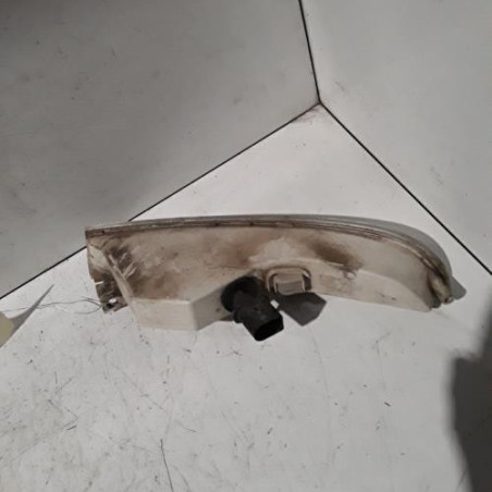 Feu diurne avant gauche VOLKSWAGEN PASSAT 5