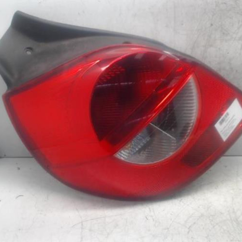 Feu arriere principal gauche (feux) RENAULT CLIO 3 Feu arriere principal gauche (feux) RENAULT CLIO 3
