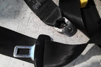 Ceinture avant droit VOLKSWAGEN PASSAT 5