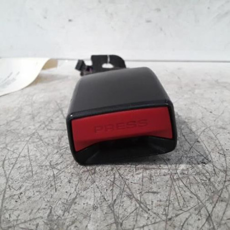 Attache ceinture arriere gauche BMW SERIE 3 F30