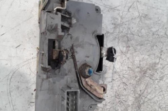 Serrure avant droit PEUGEOT 406