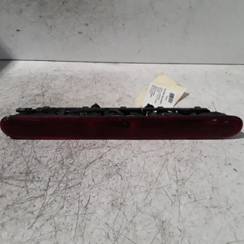 Feu arriere stop central PEUGEOT 206