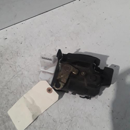 Serrure arriere droit PEUGEOT 607