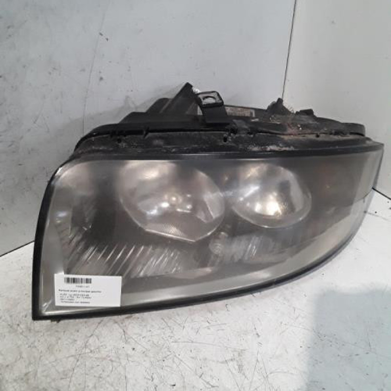 Optique avant principal gauche (feux)(phare) AUDI A2