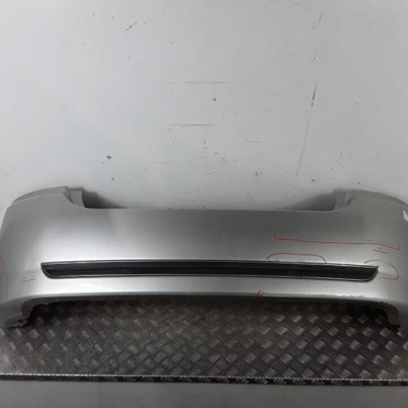 Pare choc arriere TOYOTA COROLLA 10