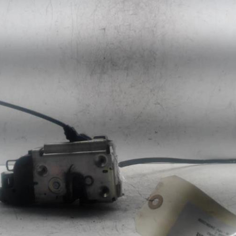 Serrure avant droit CITROEN C3 PLURIEL Serrure avant droit CITROEN C3 PLURIEL