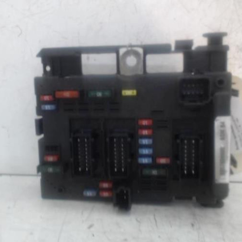 Boitier servitude moteur (BSM) PEUGEOT 307 Boitier servitude moteur (BSM) PEUGEOT 307