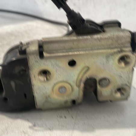 Serrure avant droit PEUGEOT 307