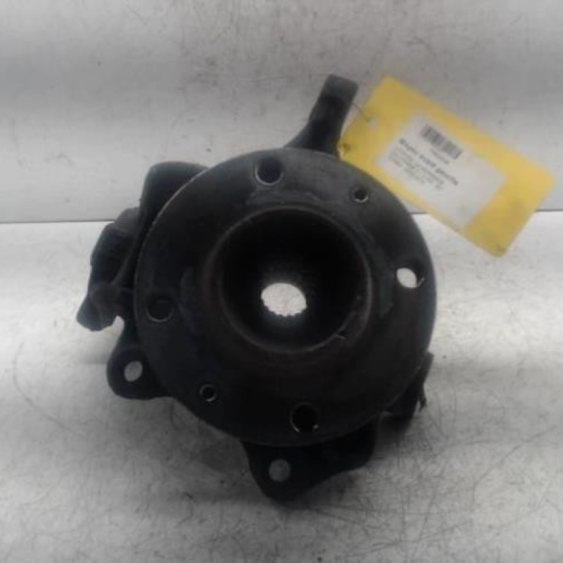 Moyeu avant gauche CITROEN C3 2 Moyeu avant gauche CITROEN C3 2