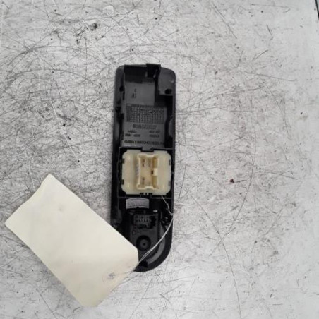 Interrupteur de leve vitre avant gauche RENAULT CLIO 4