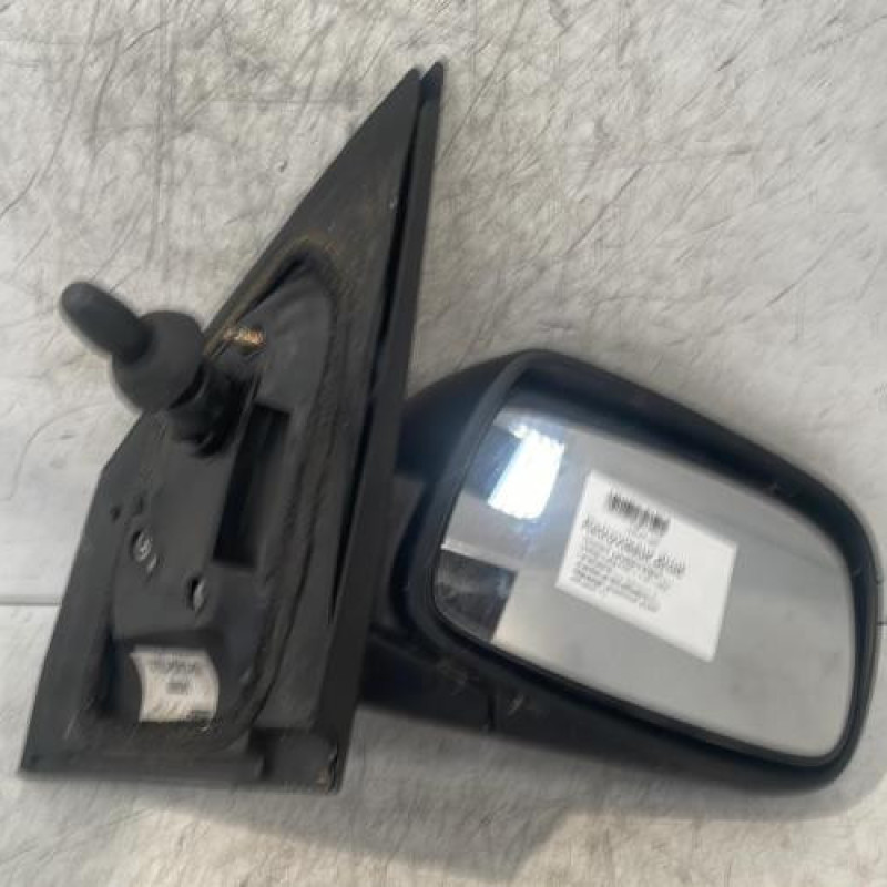 Retroviseur droit TOYOTA YARIS 1 Retroviseur droit TOYOTA YARIS 1