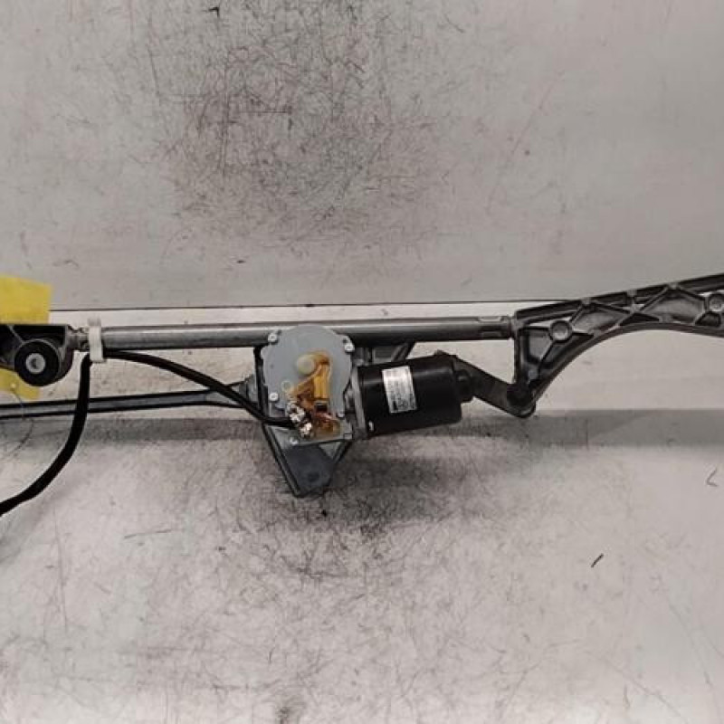 Moteur essuie glace avant MERCEDES CLASSE C 203 Moteur essuie glace avant MERCEDES CLASSE C 203