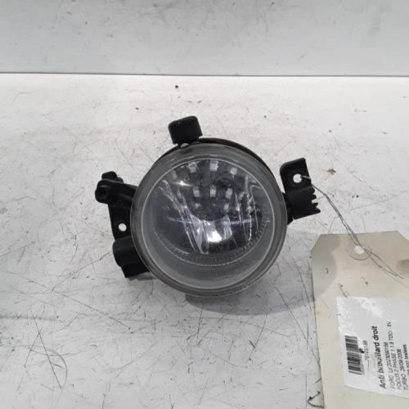 Anti brouillard droit (feux) FORD FOCUS 2 Anti brouillard droit (feux) FORD FOCUS 2