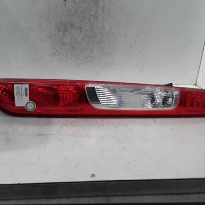 Feu arriere principal droit (feux) FORD FOCUS 2 Feu arriere principal droit (feux) FORD FOCUS 2