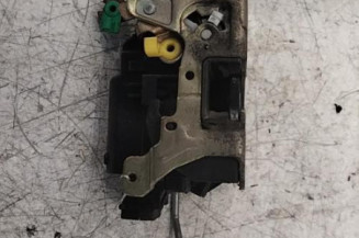 Serrure avant droit RENAULT MASTER 2