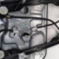 Leve vitre electrique avant droit NISSAN QASHQAI 1