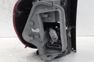 Feu arriere principal droit (feux) VOLKSWAGEN FOX