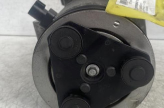 Compresseur clim FORD FIESTA 6 Photo n°1