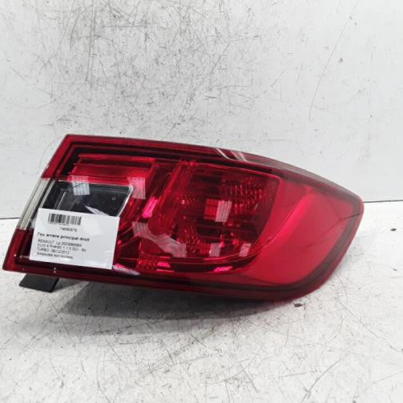 Feu arriere principal droit (feux) RENAULT CLIO 4 Feu arriere principal droit (feux) RENAULT CLIO 4