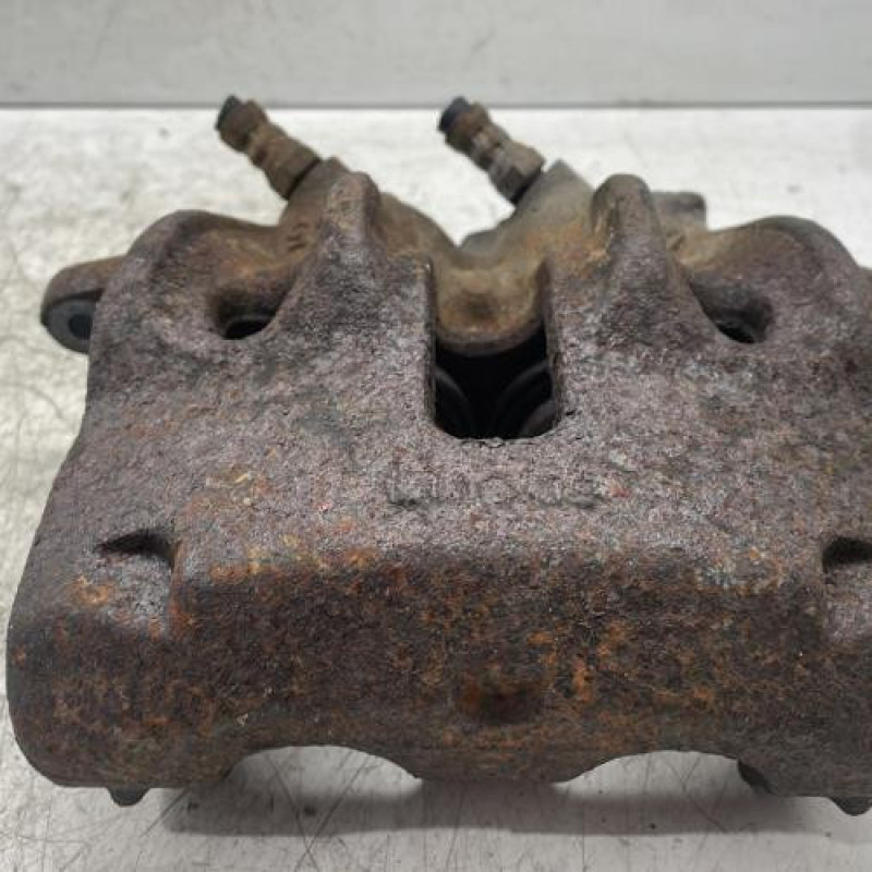 Etrier avant droit (freinage) PEUGEOT BOXER 1